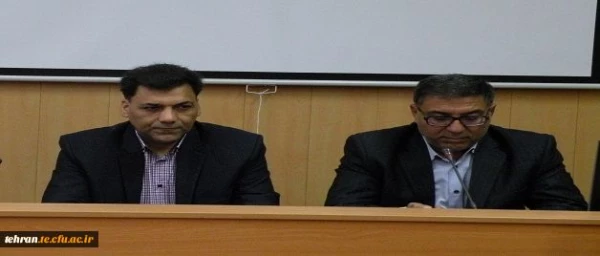 دکتر محمدی در جلسه مشترک مدیران استان تهران با مدیران حوزه ریاست دانشگاه تاکید شد:

افزایش مشارکت و ایجاد تعامل و ارتباط دو سویه بین مدیران صف و ستاد 2