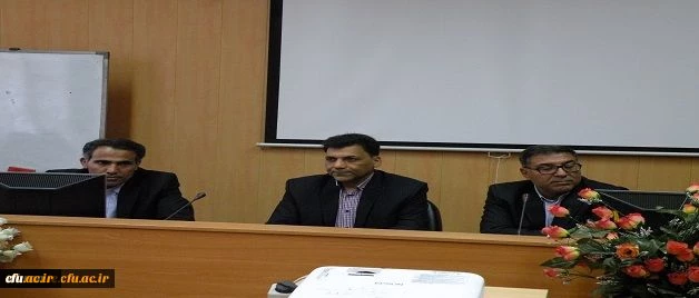 دکتر محمدی در جلسه مشترک مدیران استان تهران با مدیران حوزه ریاست دانشگاه تاکید شد:

افزایش مشارکت و ایجاد تعامل و ارتباط دو سویه بین مدیران صف و ستاد 3