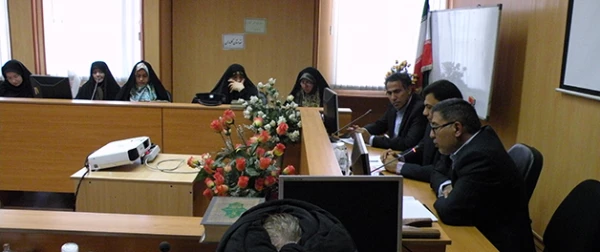 دکتر محمدی در جلسه مشترک مدیران استان تهران با مدیران حوزه ریاست دانشگاه تاکید شد:

افزایش مشارکت و ایجاد تعامل و ارتباط دو سویه بین مدیران صف و ستاد 8