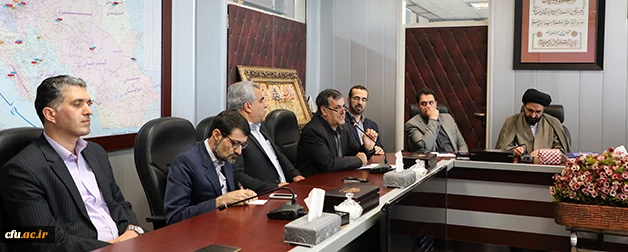 دکتر خنیفر در مراسم تودیع و معارفه معاون پژوهشی دانشگاه فرهنگیان عنوان کرد:

ضرورت اصلاح سرفصل های آموزشی و غنی سازی علمی دروس پژوهش در دانشگاه 6