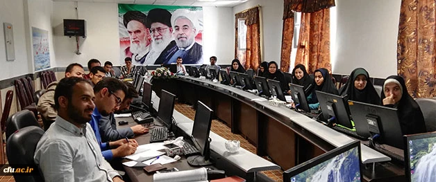 از سوی انجمن اسلامی دانشجو معلمان خراسان شمالی برگزار شد:

کارگاههای  آموزشی نشریات دانشجویی و قوانین مرتبط با آن 2