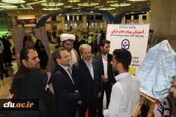 معاون پژوهش و فناوری دانشگاه فرهنگیان در بازدید از غرفه دانشگاه فرهنگیان در بیست و ششمین نمایشگاه بین المللی قرآن کریم:

مجموعه کارهای فرهنگی در حوزه ی تربیت، قرآن محور باشد 2