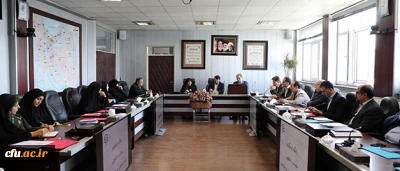 در نشست هم اندیشی جایگاه مشاوره در سراهای دانشجویی و اهمیت مراکز آموزش و خدمات روانشناختی تاکید شد:

معلم در نقش مهارتگر، مربی، راهنما، مشاور و تسهیل گر در امر تعلیم و تربیت