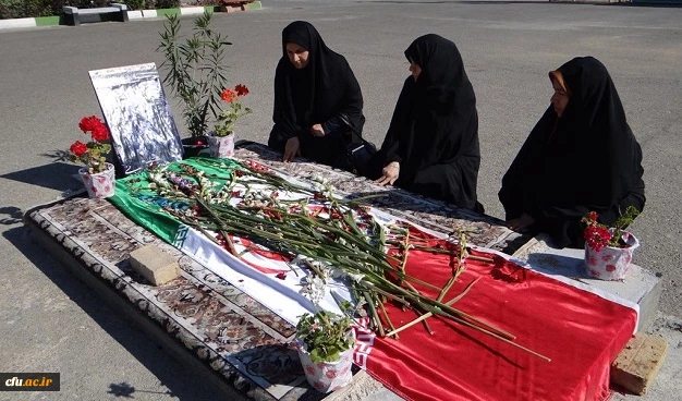 ادای احترام مدیریت دانشگاه فرهنگیان آذربایجان غربی به مقام شامخ شهدا 2