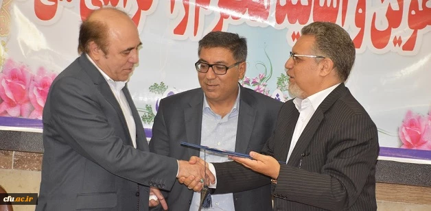 دکتر انصاری راد در مراسم معارفه سرپرست پردیس شهید مفتح مطرح کرد:

مهندسی مجدد تربیت معلم در استان تهران 2