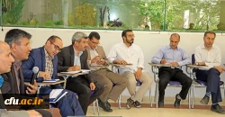 با حضور دکتر عروف زاد برگزار شد :

جلسه هم اندیشی و بررسی مشکلات و ارائه راهکار ها در حوزه های مختلف پردیس شهید باهنراصفهان 
 3