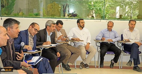 با حضور دکتر عروف زاد برگزار شد :

جلسه هم اندیشی و بررسی مشکلات و ارائه راهکار ها در حوزه های مختلف پردیس شهید باهنراصفهان 
 3