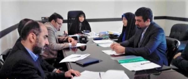 در نخستین جلسه کارگروه ساماندهی فضاها و تجهیزات ورزشی دانشگاه فرهنگیان مطرح شد:

برگزاری دوره آموزشی، تهیه شیوه نامه و دستورالعمل های اماکن و فضاهای استاندارد ورزشی 3