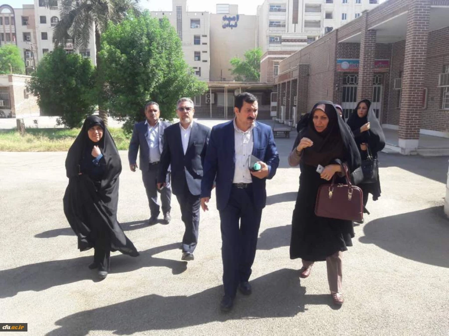 درجلسه مشترک هیات رئیسه دانشگاه با هیات امنای دانشگاه استان خوزستان مطرح شد:

تخصیص فضا برای ایجاد دانشگاه جامع فرهنگیان خوزستان 2