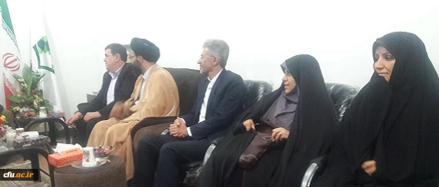 دکتر خنیفر در دیدار با نماینده مردم خوزستان در مجلس خبرگان:

حضور مقام معظم رهبری در دانشگاه فرهنگیان، نگاه به این دانشگاه را فاخر کرده است 2