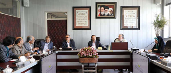 دکتر طاهری نیا در نهمین جلسه شورای پژوهش و فناوری دانشگاه مطرح کرد:

تاسیس مراکز رشد دانشگاه فرهنگیان به عنوان حلقه واسط مدرسه و دانشگاه 4