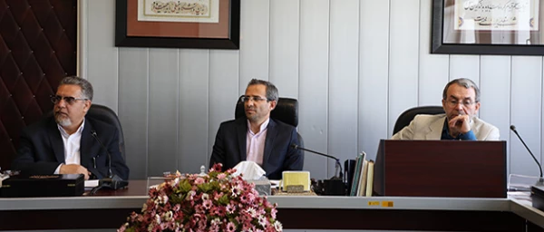 دکتر طاهری نیا در نهمین جلسه شورای پژوهش و فناوری دانشگاه مطرح کرد:

تاسیس مراکز رشد دانشگاه فرهنگیان به عنوان حلقه واسط مدرسه و دانشگاه 6