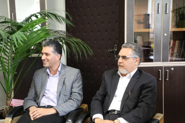 سرپرست معاونت نظارت، ارزیابی و تضمین کیفیت در نشست صمیمی با کارکنان این حوزه عنوان کرد:

آزمون اصلح مهارت آموزانِ حرفه معلمی، دهه سوم مرداد ماه سال جاری برگزار خواهد شد 3