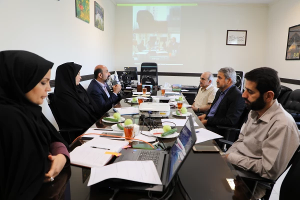 دومین جلسه کارگروه طرح ریزی و تدوین دوره­های بهسازی استادان گروه آموزش فیزیک دانشگاه فرهنگیان، در روز چهارشنبه مورخ 97/03/30 برگزار گردید.