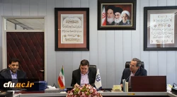 دکتر خنیفر در  اولین جلسه شورای عالی سیاستگذاری یکصدمین سال تاسیس تربیت معلم در ایران مطرح کرد:

باید با تحلیل و آسیب شناسی پیشینه صد ساله تربیت معلم ایران، چشم انداز جامعی برای آینده ترسیم کرد 4