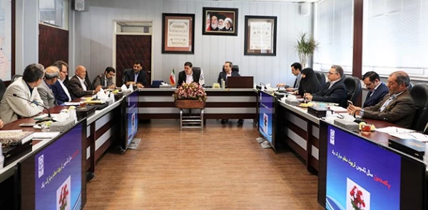 دکتر خنیفر در  اولین جلسه شورای عالی سیاستگذاری یکصدمین سال تاسیس تربیت معلم در ایران مطرح کرد:

باید با تحلیل و آسیب شناسی پیشینه صد ساله تربیت معلم ایران، چشم انداز جامعی برای آینده ترسیم کرد 5