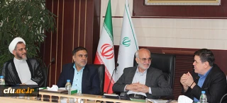 دکتر خنیفر در اولین جلسه هیات امنای دانشگاه فرهنگیان استان تهران مطرح کرد:

 نیاز مبرم به غنی سازی مراکز تربیت معلم