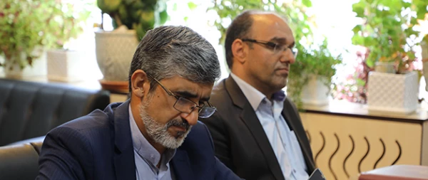 در جلسه تمهید مقدمات انعقاد قرارداد همکاری بین معاونت فرهنگی دانشگاه با دستگاه های فرهنگی و اجرایی کشور مطرح شد:

ضرورت استفاده از  ظرفیت نیروی انسانی دانشگاه فرهنگیان در تقویت زیر ساخت ها، هدف گذاری های بلندمدت و توسعه فرهنگ 2