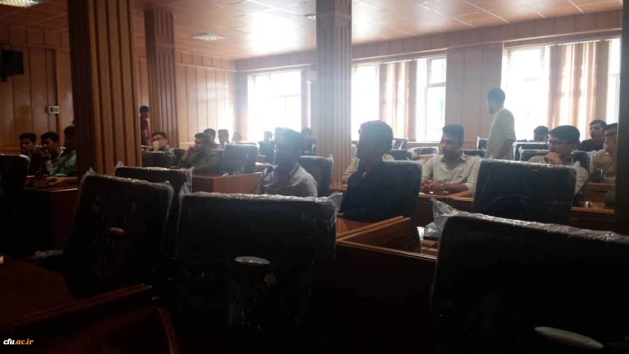 به مناسبت هفته سراهای دانشجویی:
کارگاه فضای مجازی در استان فارس برگزار شد