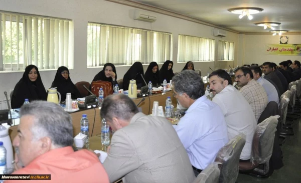 در سالن کنفرانس پردیس شهید بهشتی خراسان رضوی برگزار شد:

دوره توان افزایی اقدام پژوهی ویژه سرپرستان سراهای دانشجویی منطقه 6 کشور