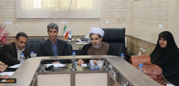 جلسه مشترک شوراهای فرهنگی، اجتماعی و دانشجویی دانشگاه فرهنگیان استان کرمان مطرح شد:

لزوم داشتن نگاه کیفی و عمیق به مسائل دانشجو معلمان
 2