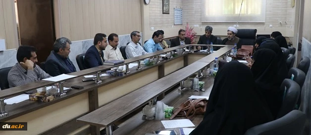 جلسه مشترک شوراهای فرهنگی، اجتماعی و دانشجویی دانشگاه فرهنگیان استان کرمان مطرح شد:

لزوم داشتن نگاه کیفی و عمیق به مسائل دانشجو معلمان
 4