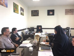 دکتر علی نژاد در اولین جلسه کمیته نظارت بر میهمانی و انتقال عنوان کرد:


با اتکا به فضایل و صفات اخلاقی و همدلی می توانیم رویکرد خوبی را جهت جذب دانشجومعلمان احصاء کنیم