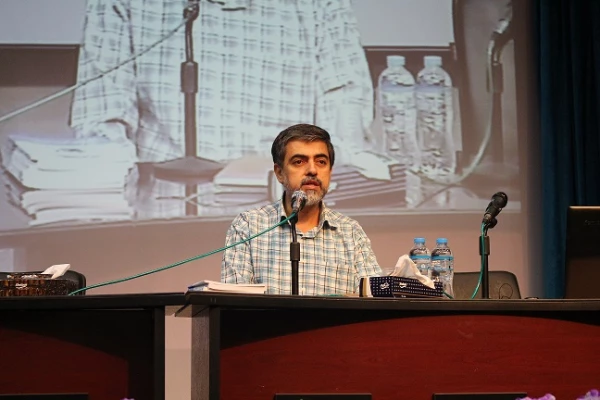 آیین افتتاحیه طرح سراسری تربیت معلم و مربی آثارشهید مطهری وسیر مطالعاتی بینش مطهر برگزار شد 5