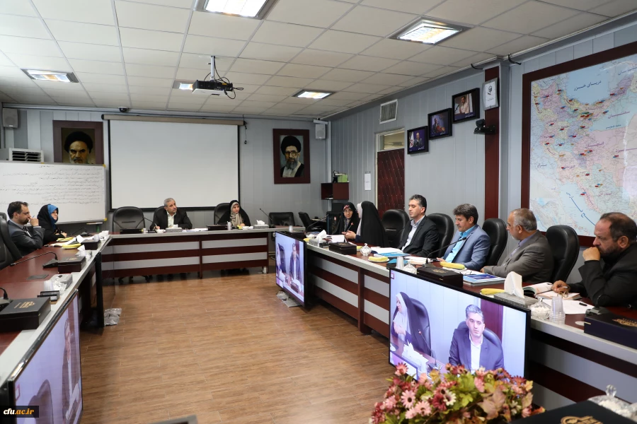 جلسه کارگروه محتوایی اساتید دانشگاه فرهنگیان در راستای تحقق سند تحول بنیادین برگزار  شد 5