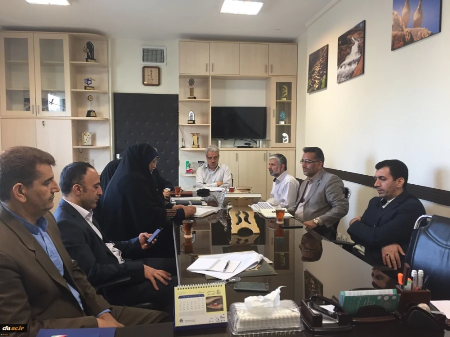 دکتر علی نژاد در اولین جلسه کمیته نظارت بر میهمانی و انتقال عنوان کرد:

با اتکا به فضایل، صفات اخلاقی و همدلی می توانیم رویکرد خوبی را برای جذب دانشجومعلمان احصاء کنیم 3