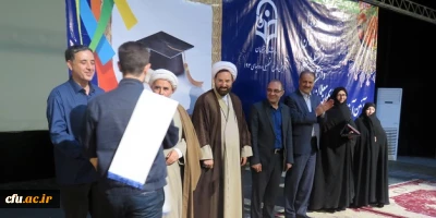 نماینده ولی فقیه در استان و امام جمعه اردبیل عنوان کرد:

پیشرفت کشور با ریل گذاری آموزش و پرورش و توجه به حوزه فرهنگ