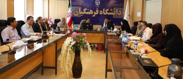 دکتر روشن دل در جلسه شورای مدیران معاونت آموزشی سازمان مرکزی:
آموزش خط مقدم دانشگاه در نیل به اهداف متعالی آن است