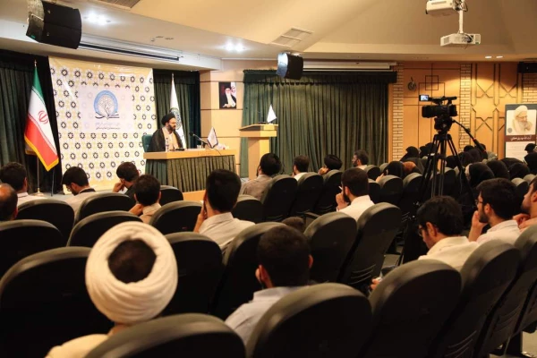 حجت الاسلام و المسلمین دادگر:

گفتمان سازی، پردازش، شاخص سازی و جانمایی رهنمودهای  و مطالبات رهبر معظم انقلاب اسلامی در برنامه های عملیاتی در عرصه تعلیم و تربیت ضروری است 2