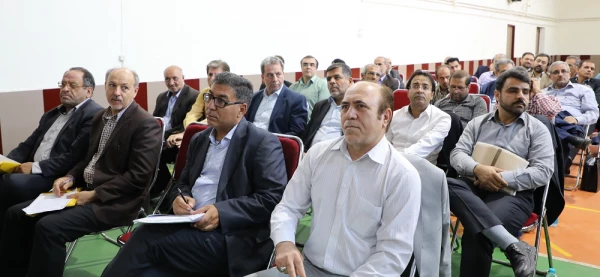 با حضور دکتر خنیفر برگزار شد:

کارگروه محتوای "تحقق سند تحول بنیادین آموزش و پرورش" 2