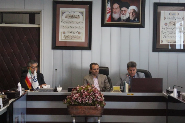 دکتر طاهری نیا در جلسه معارفه مدیران کل حوزه ستادی معاونت پژوهشی:

 معاونت پژوهشی بدنبال ترویج گفتمان پژوهشی و تولید بومی است 3