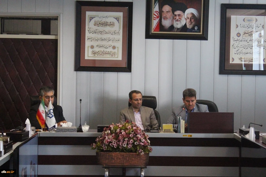 دکتر طاهری نیا در جلسه معارفه مدیران کل حوزه ستادی معاونت پژوهشی:

 معاونت پژوهشی بدنبال ترویج گفتمان پژوهشی و تولید بومی است 3