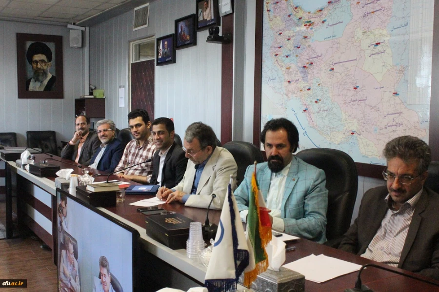 دکتر طاهری نیا در جلسه معارفه مدیران کل حوزه ستادی معاونت پژوهشی:

 معاونت پژوهشی بدنبال ترویج گفتمان پژوهشی و تولید بومی است 4