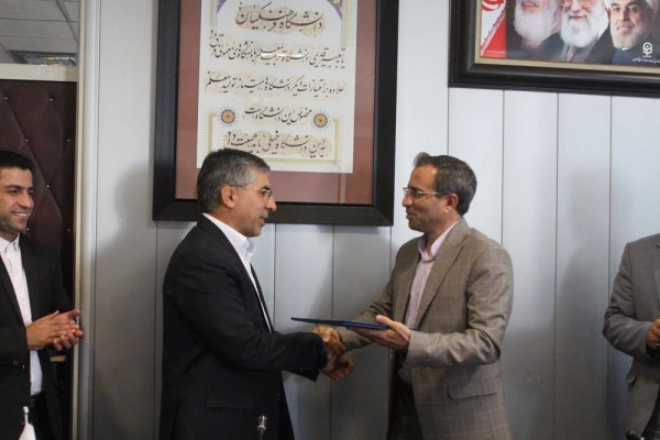 دکتر طاهری نیا در جلسه معارفه مدیران کل حوزه ستادی معاونت پژوهشی:

 معاونت پژوهشی بدنبال ترویج گفتمان پژوهشی و تولید بومی است 6