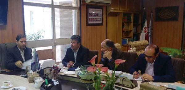 مدیرکل آموزش و پرورش استان در دیدار مسئولین دانشگاه فرهنگیان اصفهان:

 دانشگاه فرهنگیان جزء لاینفک آموزش و پرورش کشور  است و باید از آن حمایت کرد
 3