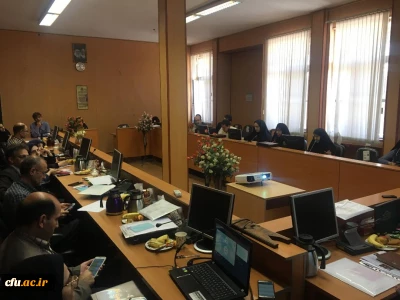 دکتر طاهری نیا معاون پژوهشی و فناوری دانشگاه:

