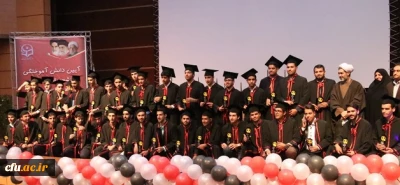 دکتر توان در مراسم جشن دانش آموختگی دانشجویان دانشگاه فرهنگیان کرمان:

لازمه معلمی عشق، اخلاص و انجام امور برای رضای خداوند و خدمت به دیگران است