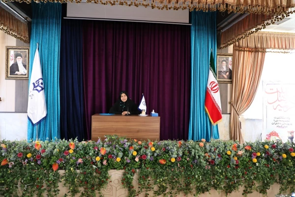 نشست صمیمی مشاور امور بانوان دانشگاه با همکاران خانم برگزار شد 3