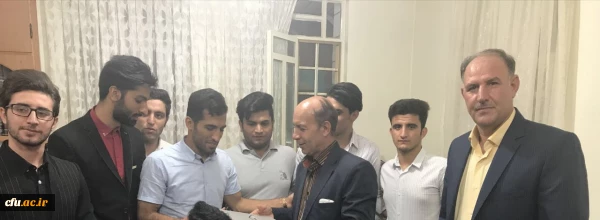 دیداردانشجویان دانشگاه فرهنگیان پردیس علامه طباطبایی لرستان با بازیکن تیم ملی در جام جهانی