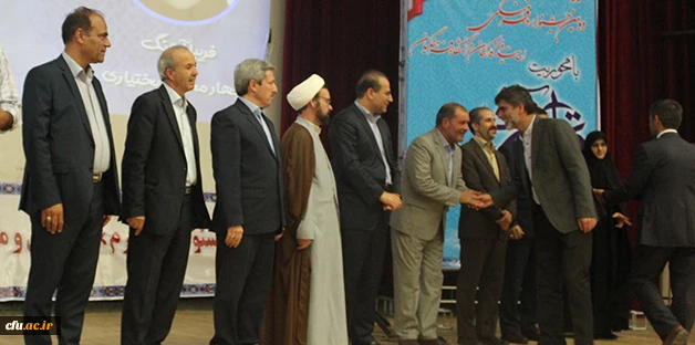 معرفی نفرات برتر دومین جشنواره فرهنگی استادان و کارکنان با محوریت قرآن و عترت 4