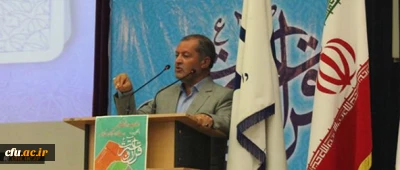 معاون فرهنگی و اجتماعی دانشگاه فرهنگیان:
ضرورت آموزش و توانمندی دانشجومعلمان و اساتید در روان خوانی قرآن و خوشنویسی