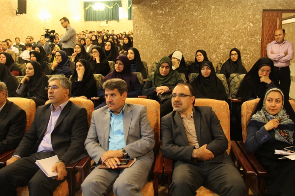 معاون پژوهشی و فناوری دانشگاه فرهنگیان:

نباید ریالی غیر هدفمند در دانشگاه هزینه شود  اما نیاز است در تعامل با پژوهشگران سخاوتمند باشید 6