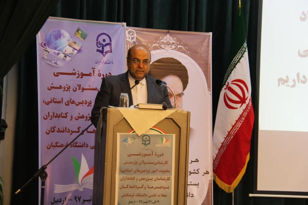 معاون پژوهشی و فناوری دانشگاه فرهنگیان:

نباید ریالی غیر هدفمند در دانشگاه هزینه شود  اما نیاز است در تعامل با پژوهشگران سخاوتمند باشید 3