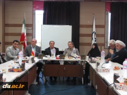 معاون پژوهشی دانشگاه در بازدید از پردیس های استان اردبیل عنوان کرد:

سیاست  و شاخص های ارزیابی پژوهش ها باید مبتنی بر ماموریت دانشگاه باشد 13