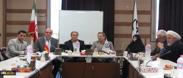 معاون پژوهشی دانشگاه در بازدید از پردیس های استان اردبیل عنوان کرد:

سیاست  و شاخص های ارزیابی پژوهش ها باید مبتنی بر ماموریت دانشگاه باشد 15