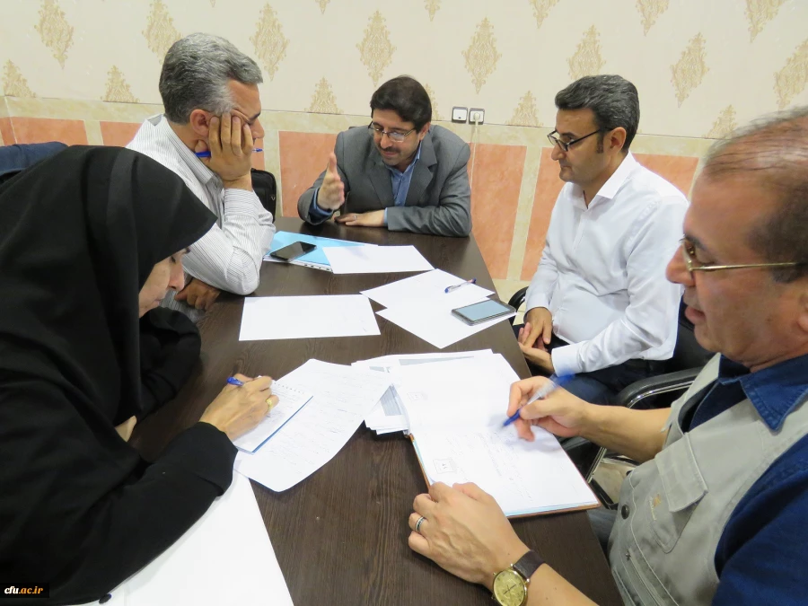 اولین «کارگاه بهسازی و توانمندسازی اساتید هیات علمی گروه آموزش شیمی» با محوریت مبحث «برنامه ریزی درسی در آموزش شیمی»